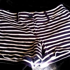 Ann Taylor "LOFT" shorts blue and white stripe size 00 zip,button front